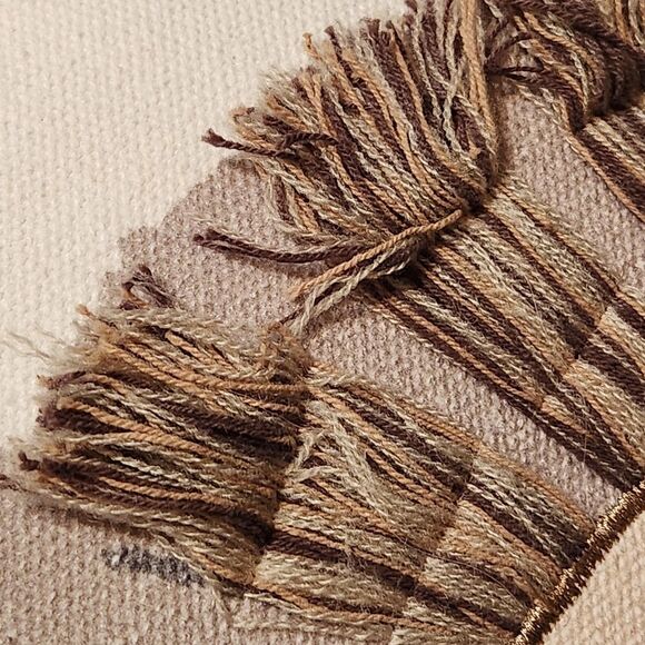 🇬🇪🔺️Ivory w/Tan 3D Lion Oversized 19x19 Square Throw Pillow - Picture 8 of 9